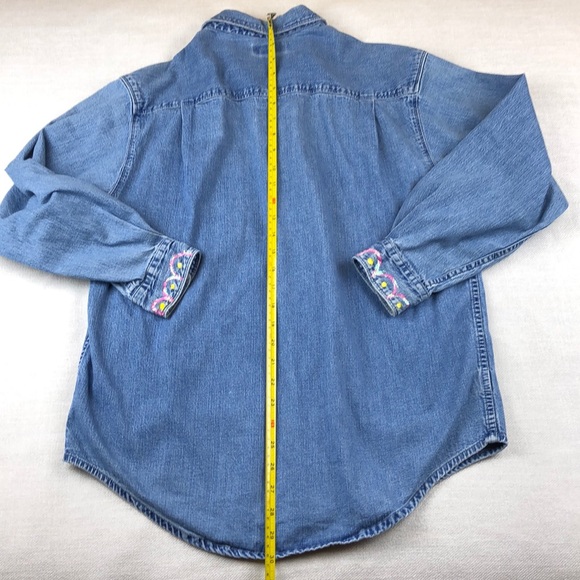 Jean Button Down Shirt, Ladies M, hand designed. - Picture 7 of 9